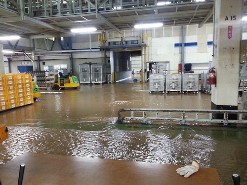 浸水した工場